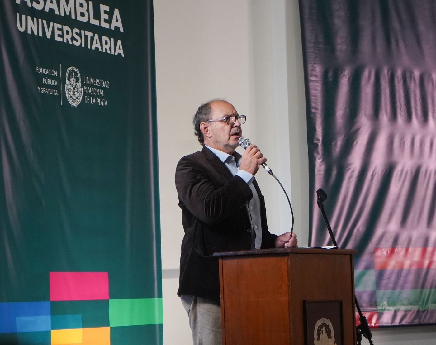 Asamblea Universitaria (3)
