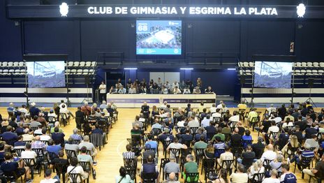Usina Tripera cruzó a la CD por frenar la Asamblea para reformar el Estatuto
