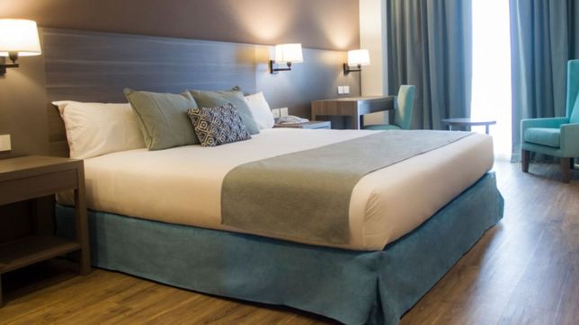 baja de sueldos y temor por despidos: el grave panorama del sector hotelero en la plata