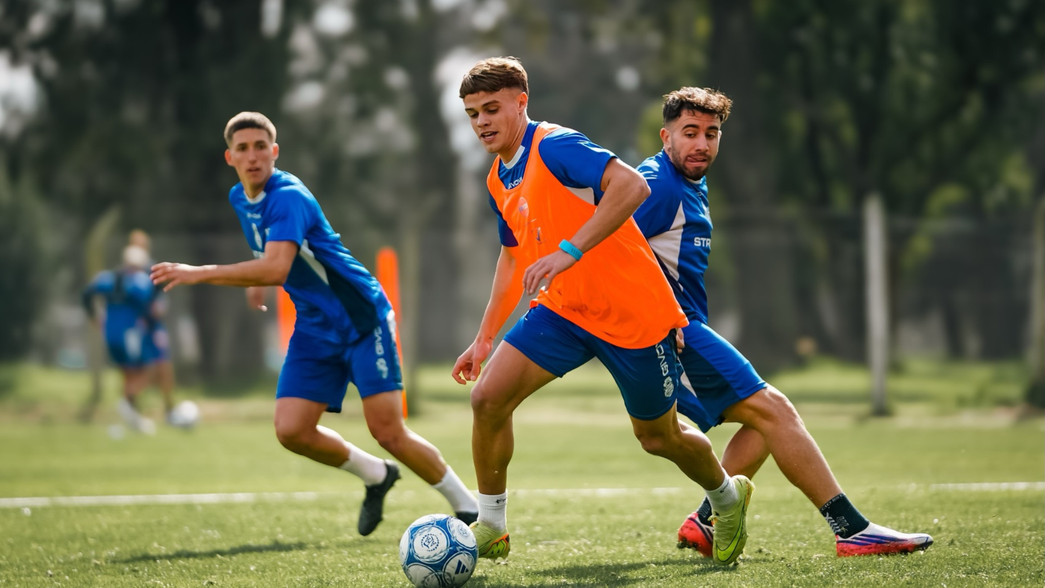 La formación inédita que probó Pereyra en Gimnasia para visitar a Rosario Central