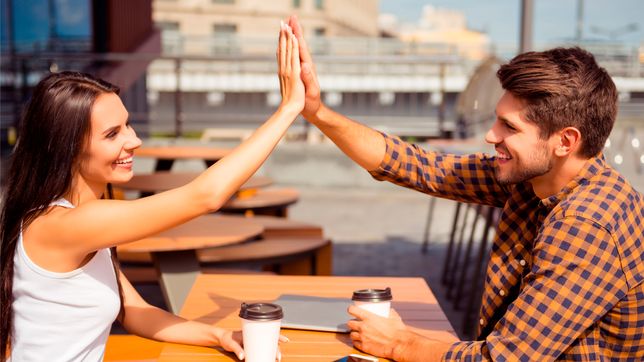 la propuesta para combatir la soledad que crece y es furor en la plata