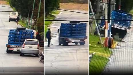 Un repartidor de agua chocó un poste en Ensenada y dejó sin luz a todo un barrio