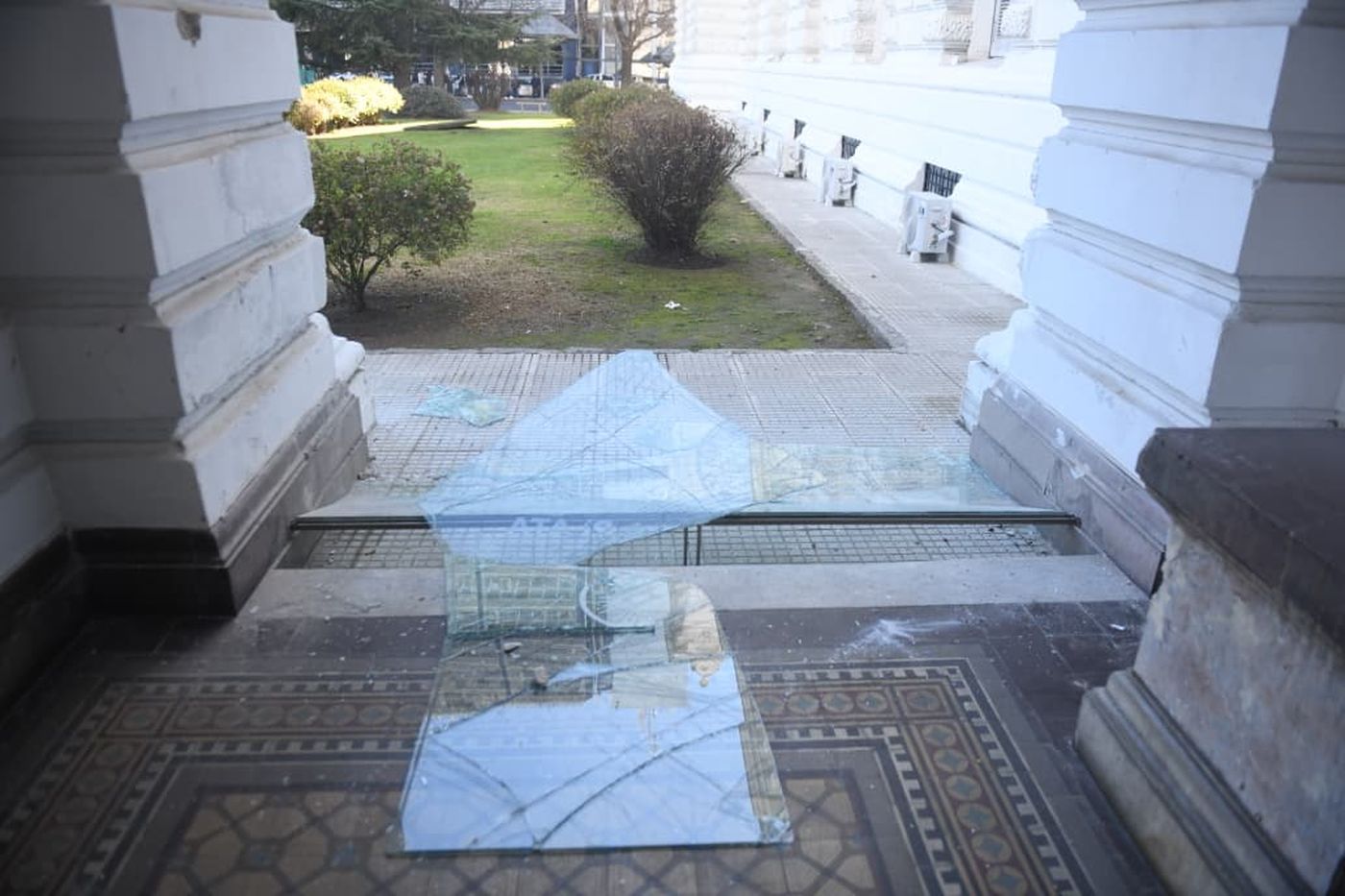INCIDENTES municipalidad de plata cooperativistas (8)
