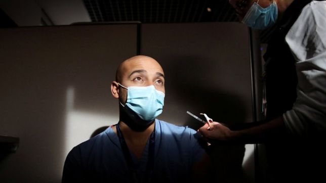 argentina esta entre los paises que puso mas vacunas contra el coronavirus