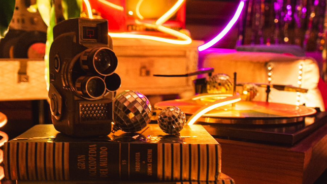 la plata tendra una fiesta ochentosa con musica, cocteleria y performances en venner