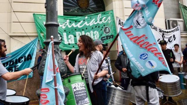 los judiciales bonaerenses van por la ley de negociacion colectiva
