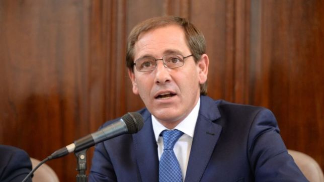 tras la postergacion de kicillof, garro tambien pospuso su discurso ante el concejo