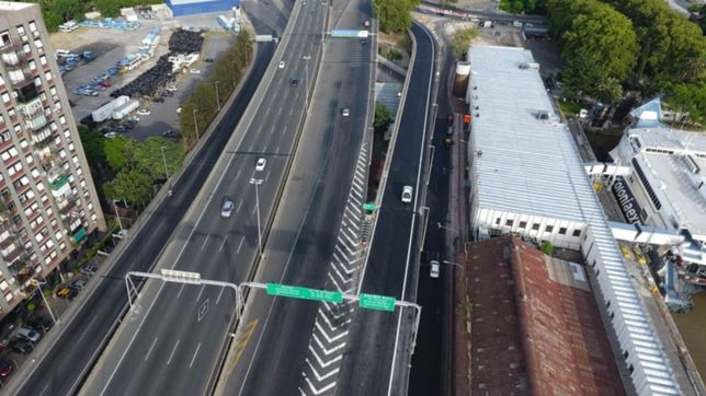 por las obras en el paseo del bajo, reducen carriles en la autopista la plata-buenos aires