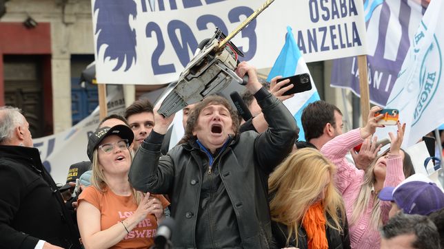 revelan que desde que asumio javier milei cierran unas 900 empresas por mes y cae el empleo registrado