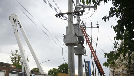 Edelap sigue con las obras en distintos puntos de La Plata y algunas zonas podrían quedarse sin luz Edelap sigue con las obras en distintos puntos de La Plata y algunas zonas podrían quedarse sin luz