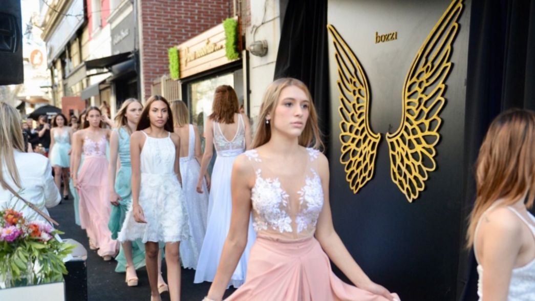 Con un mega desfile, Eleonora Erico presentó en La Plata su colección primavera-verano