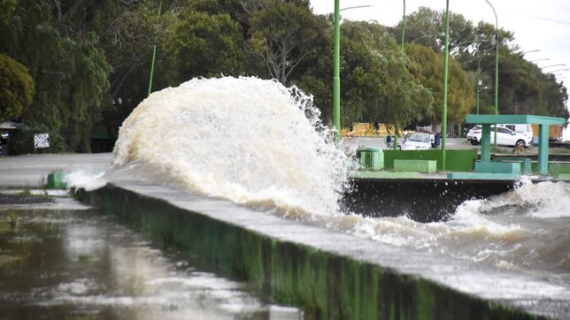alertan por una crecida del rio de la plata que podria llegar a los casi 3 metros