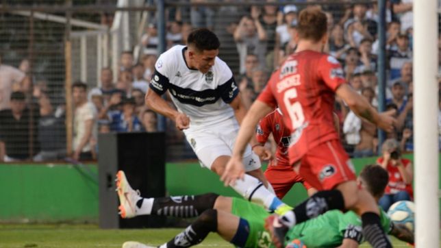 gimnasia busca cerrar el ano con una victoria y recibe a central cordoba el bosque