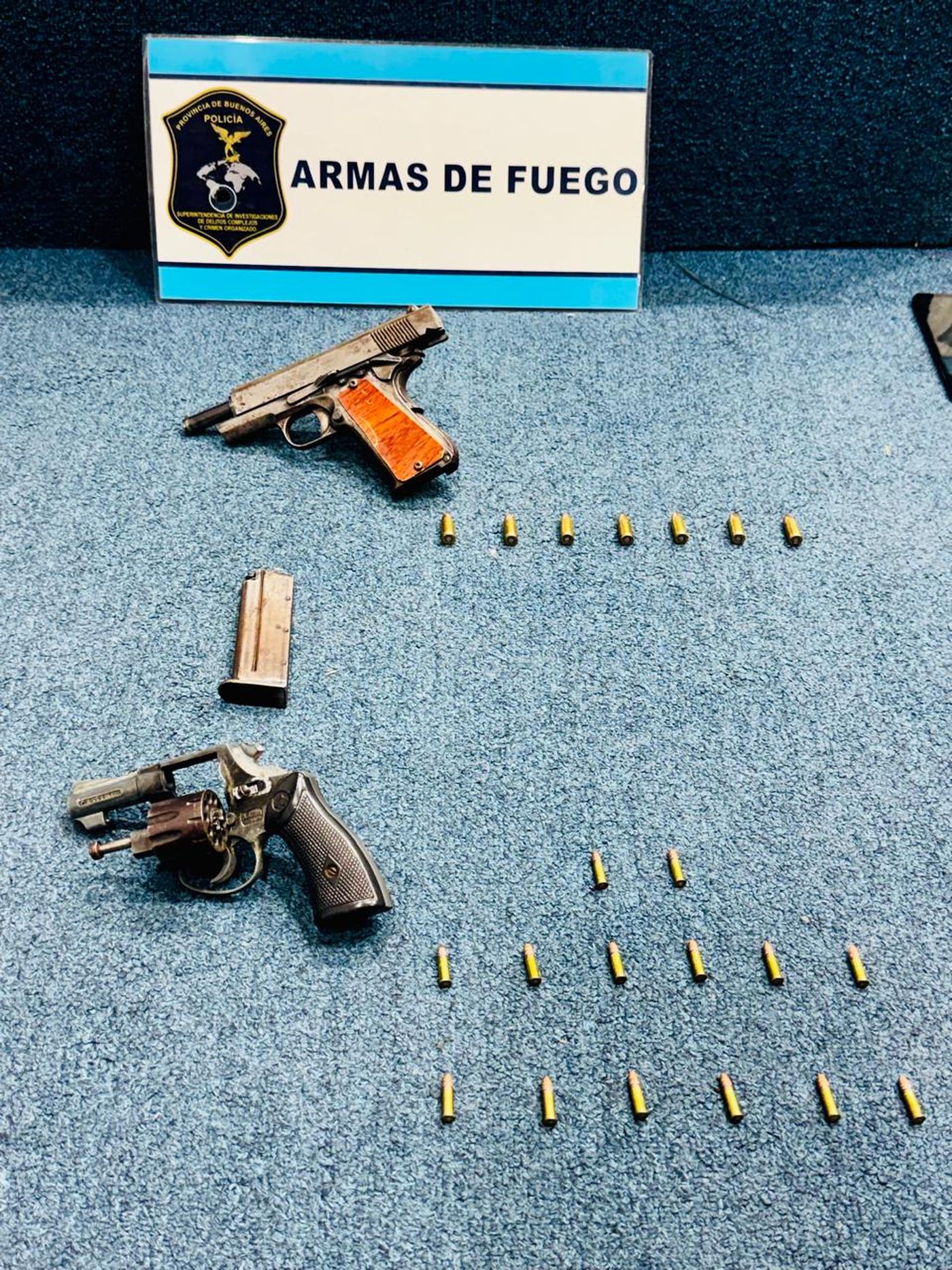 Un megaoperativo terminó con secuestro de armas y drogas en la Zona Roja 