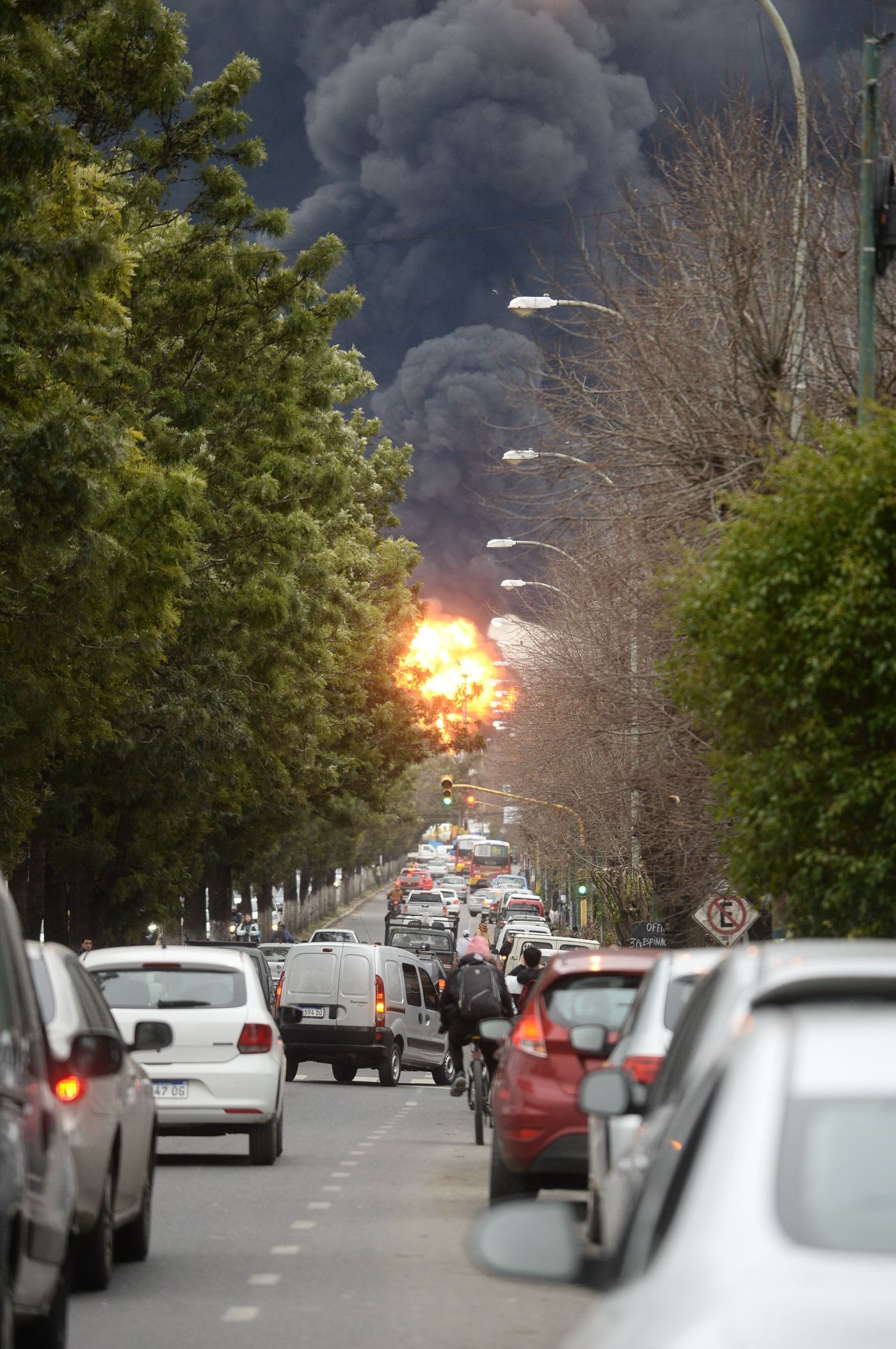 Incendio Refinería YPF (7).jpeg