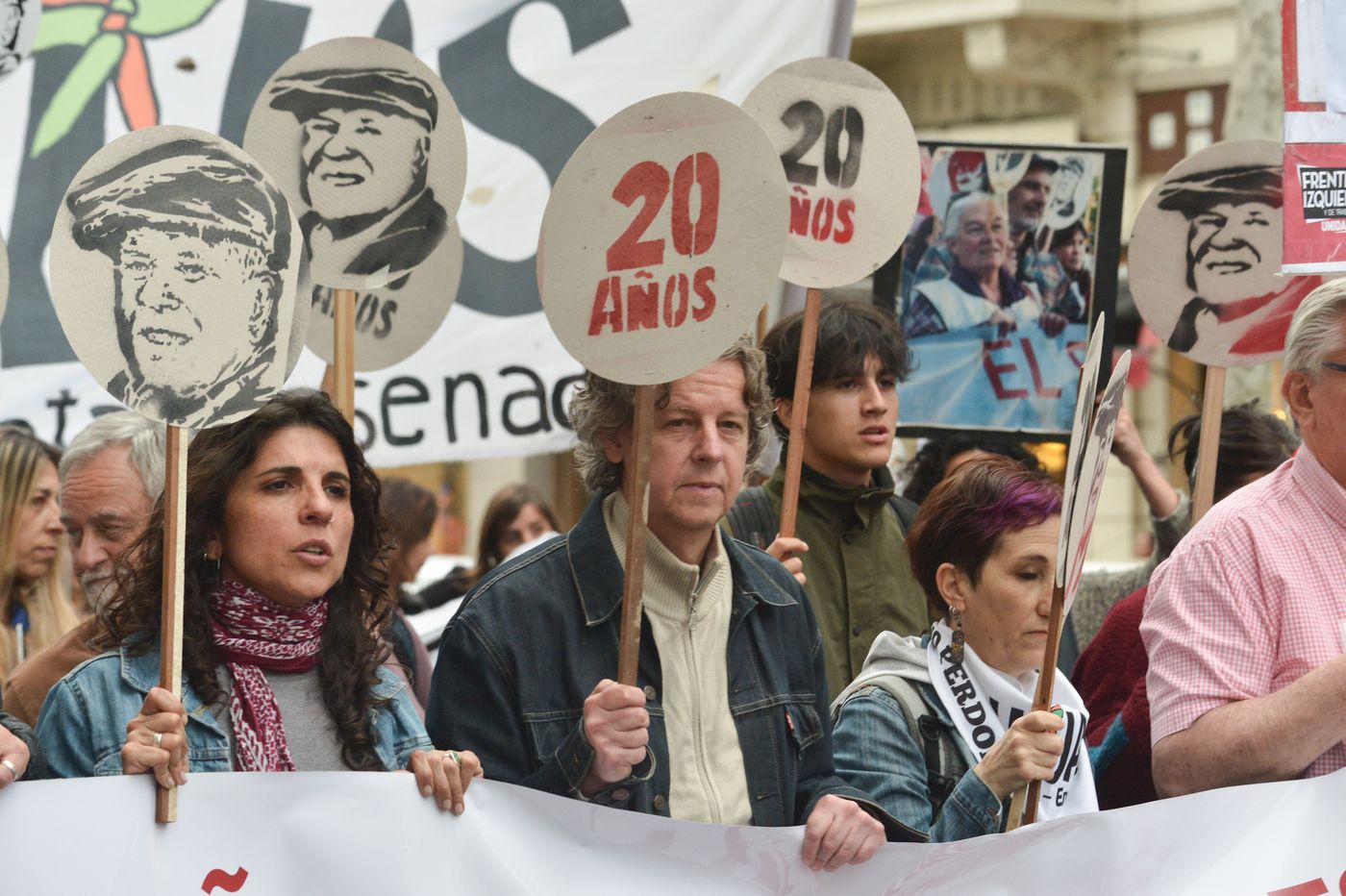 Marcha 20 años Julio López (3)