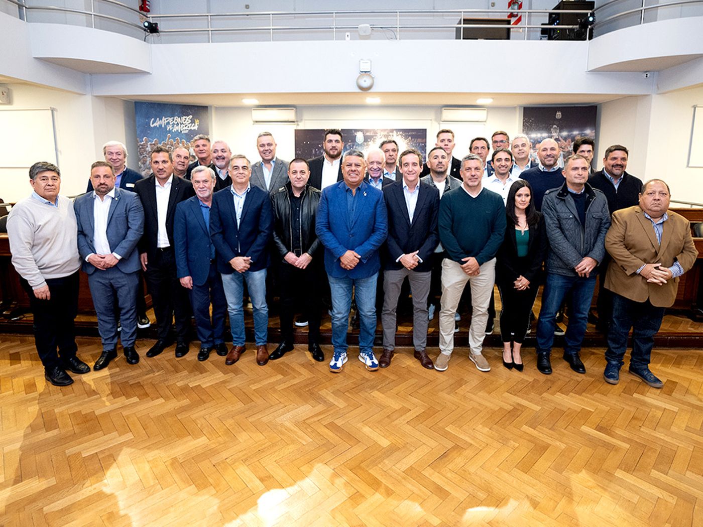 Chiqui Tapia AFA Mariano Cowen Comité Ejecutivo.jpg