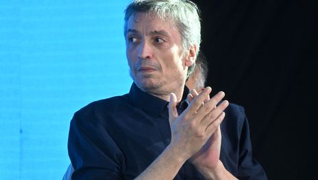 Máximo Kirchner ya fue operado en La Plata y se recupera favorablemente Máximo Kirchner ya fue operado en La Plata y se recupera favorablemente