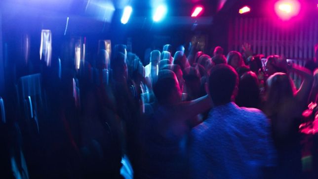 un boliche a cielo abierto atormenta a los vecinos de un barrio de la plata