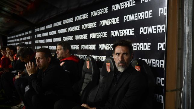 eduardo dominguez y una nula autocritica al presente futbolistico de estudiantes