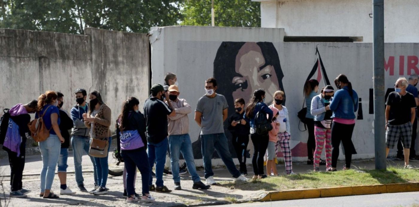 hisopados en el Instituto Malvinas