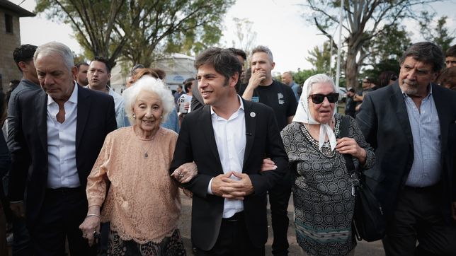 con la compania de estela de carlotto, kicillof cerro la quinta edicion del programa futuro memoria