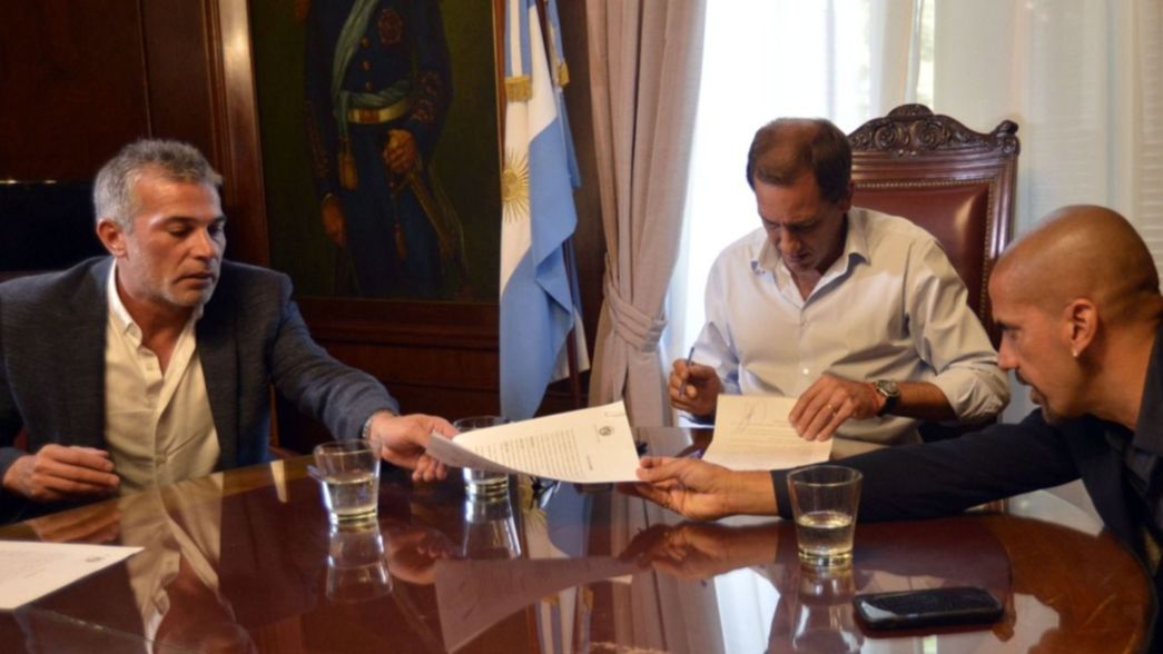 Estudiantes y Gimnasia trabajarán para reducir los riesgos de las inundaciones