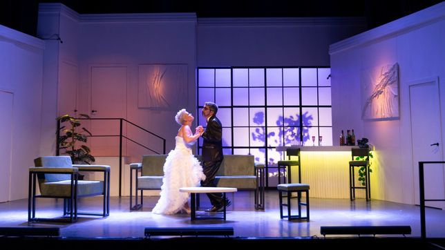 la obra de teatro bye bye seguira en la plata durante todo agosto