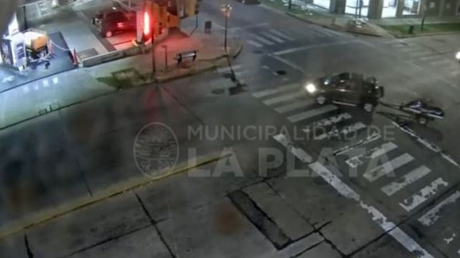 video: se robaron una moto de agua y siguieron su recorrido por las camaras de la plata