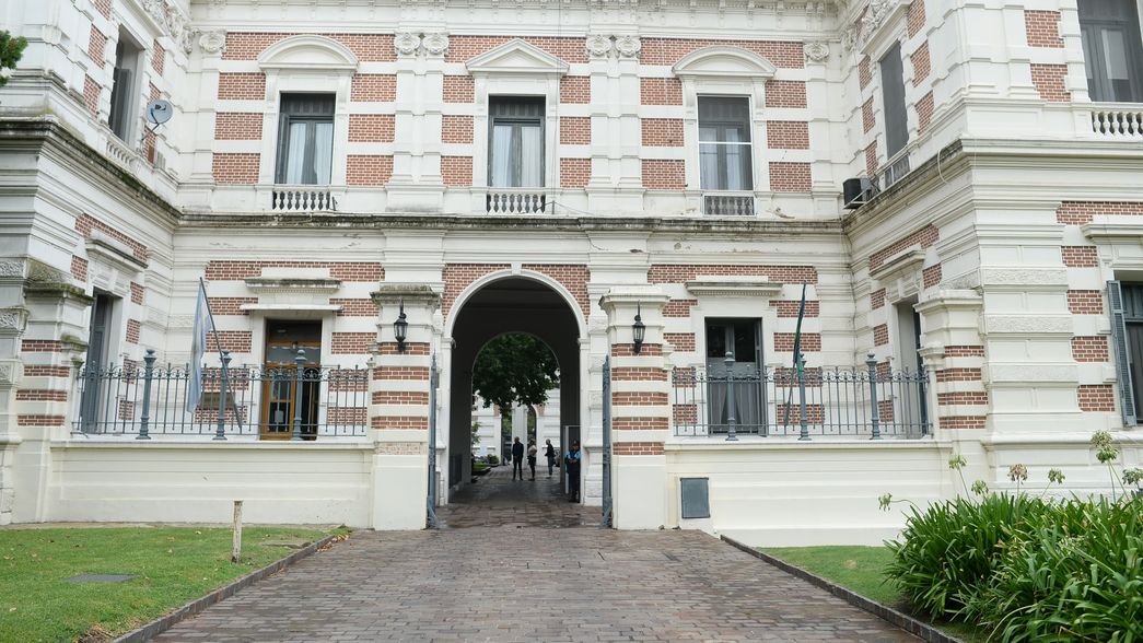 Gremios estatales pidieron otra convocatoria para discutir salarios en la Provincia