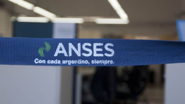 todos los beneficiarios de anses que cobran esta semana sus haberes mas el bono de $6.000