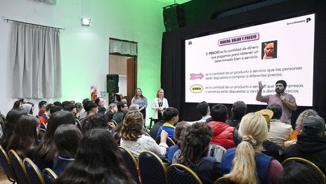 Tercera edición de Rico en Data, el curso de educación financiera de Banco Provincia para estudiantes