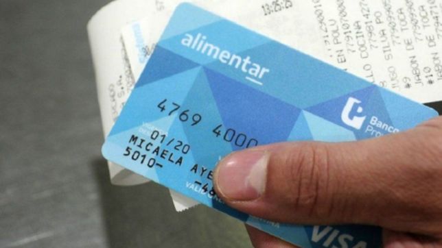 advierten por estafas por whatsapp con la tarjeta alimentar