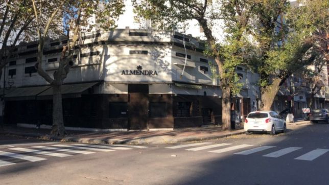 nos enteramos por facebook: el drama de los trabajadores despedidos de almendra