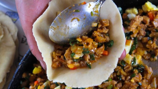 desvalijaron a alumnos de la unlp que estudiaban el festival de la empanada en tucuman