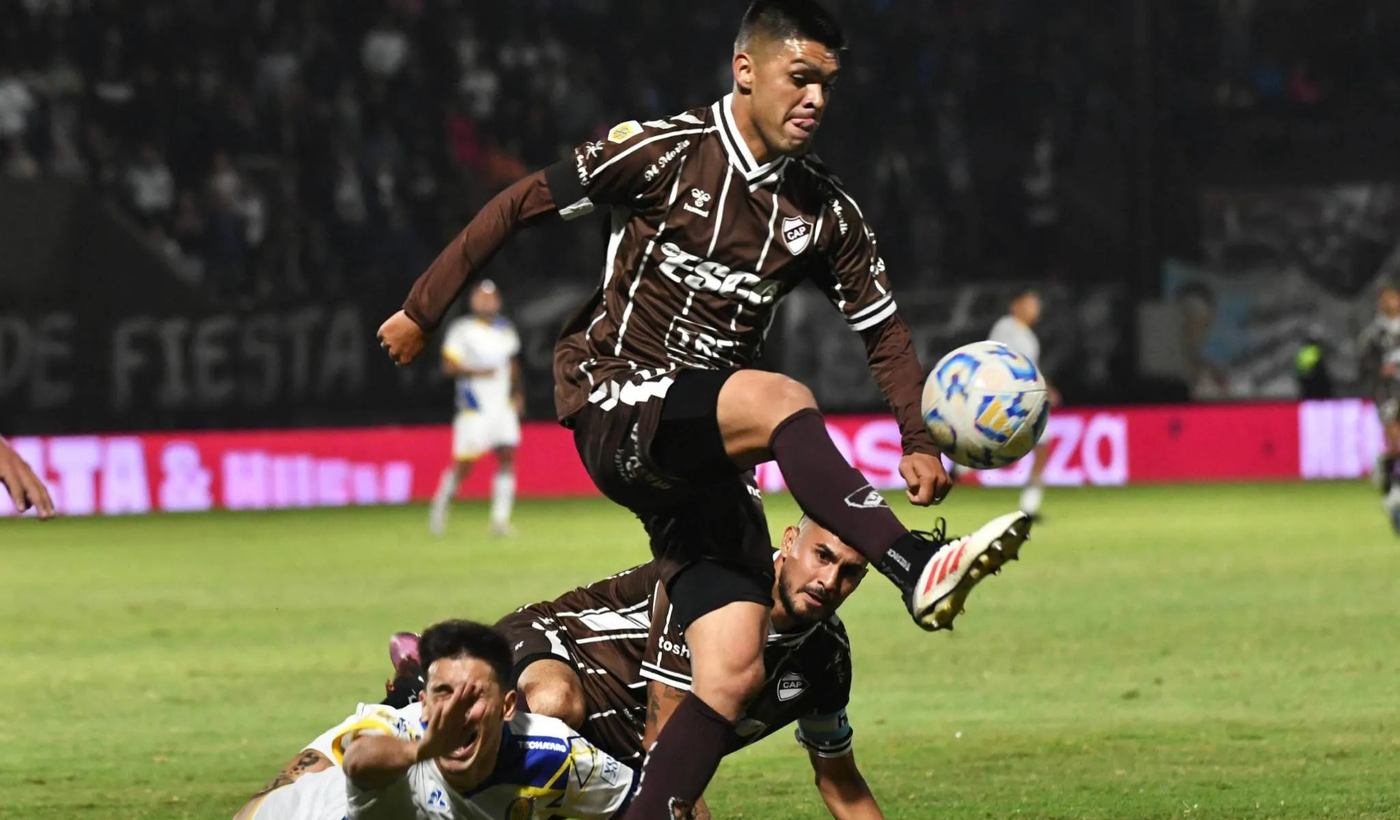 Fernando Juárez Platense.png