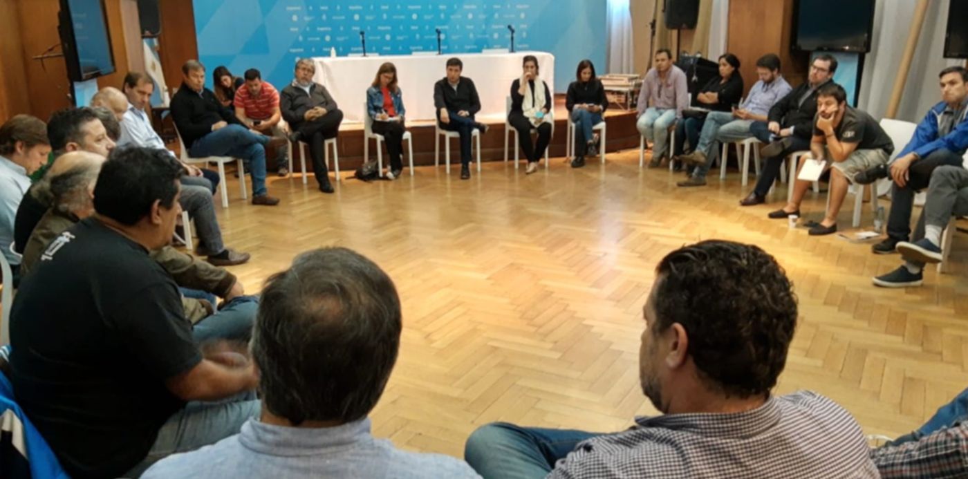 1585870976827.jpg?width=1267&scaleX=1&scaleY=1&ow=1280&oh=960&x=6&y=173&height=634&rotate=0&&cw=1920&ch=950