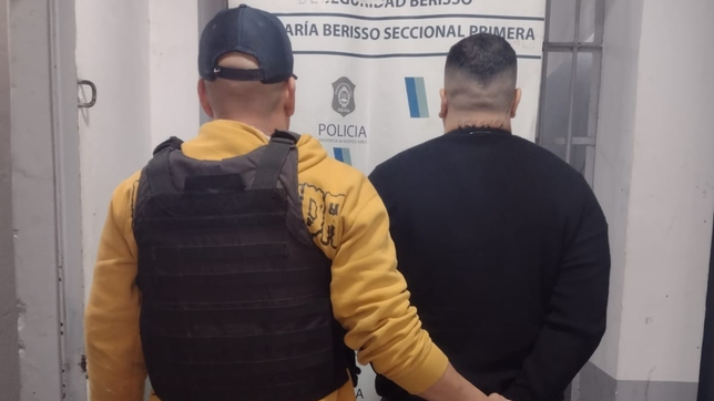 cayo un hombre acusado de atacar brutalmente a otro con una llave de rueda en berisso