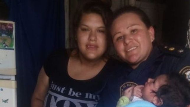 le robo la bebe a su expareja y escapo, pero la policia la recupero sana y salva