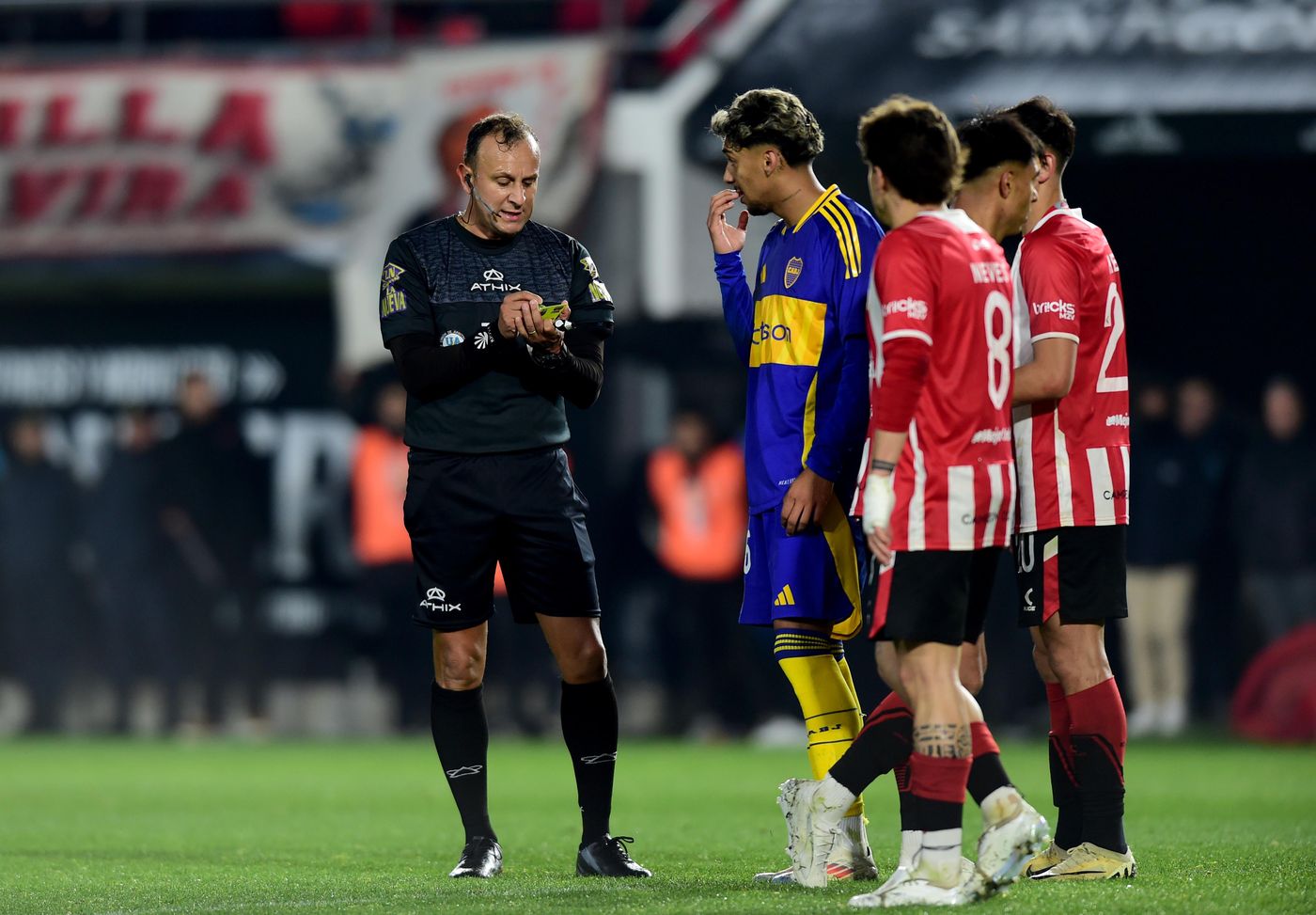 Estudiantes Boca Árbitro Herrera.jpg