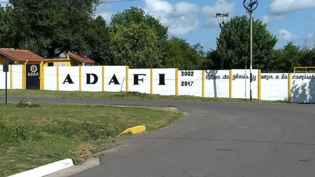 san lorenzo llega a la plata con una prueba de jugadores