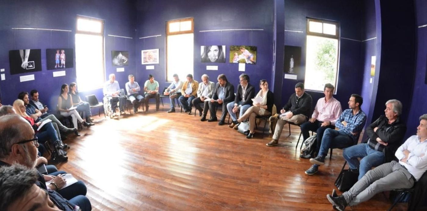 1537812717475.jpeg?width=1145&height=572&rotate=0&ow=1280&y=14&scaleX=1&scaleY=1&oh=598&x=82&&cw=1920&ch=950