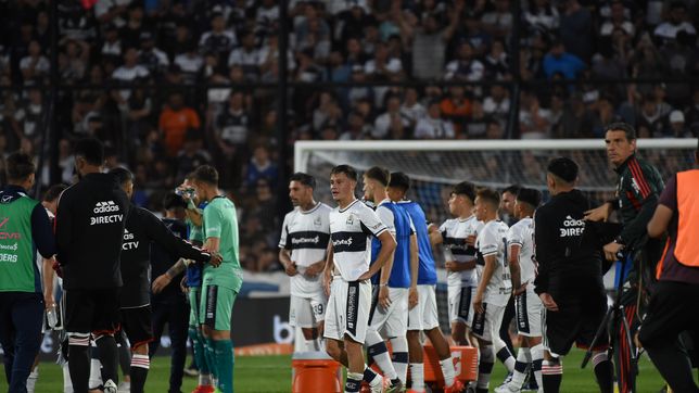 polemica y sospecha por el arbitro y el var designado para gimnasia