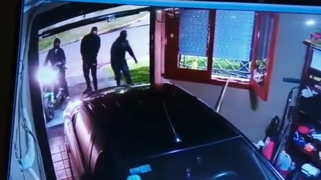 video: una camara grabo el instante previo al asesinato del arbitro en la plata