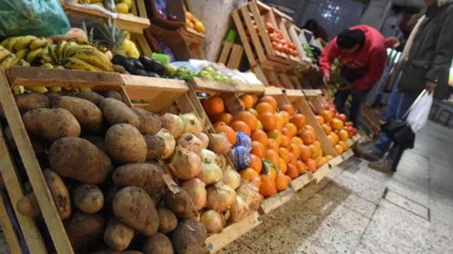 lo detuvieron tras robar una verduleria con una botella de vidrio rota