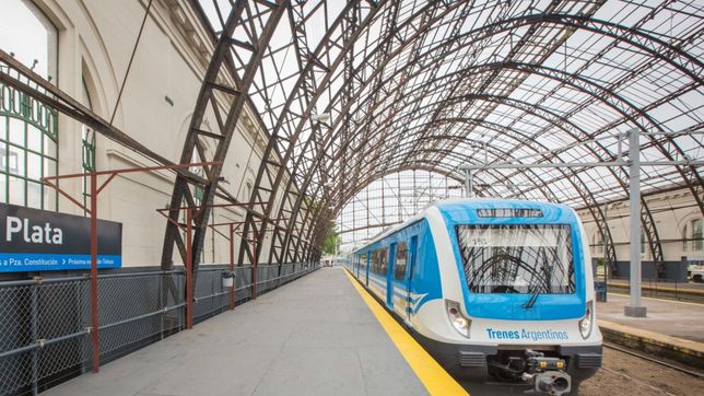 una formacion del tren roca embistio a un nene en 1 y 36