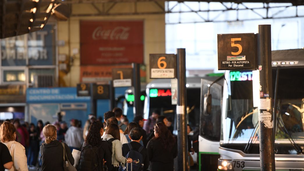 ¿Cuánto cuesta viajar de La Plata a Buenos Aires tras el nuevo aumento del transporte?