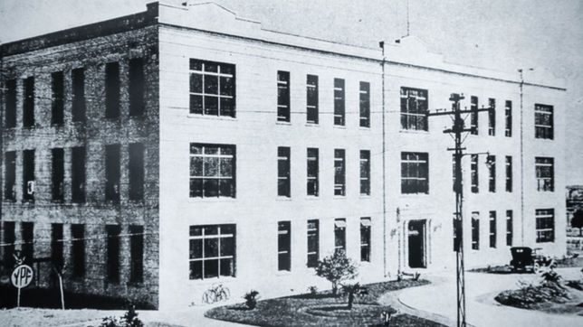 la refineria la plata de ypf cumple 95 anos de vida: una historia de varias generaciones