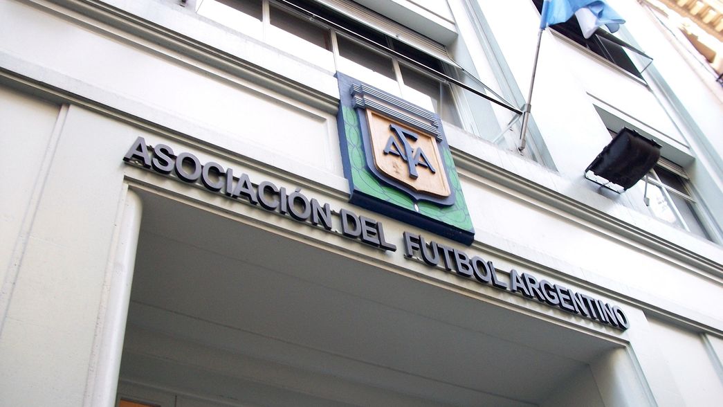 La AFA extendió el plazo del mercado de pases en el fútbol argentino