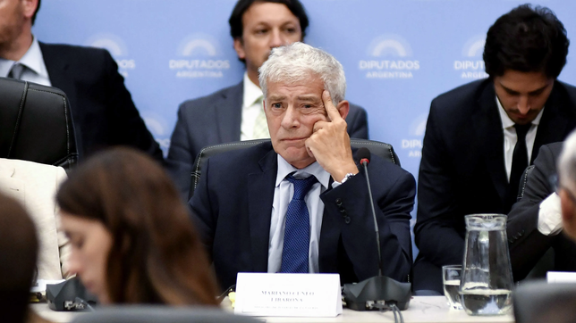 el gobierno planea eliminar la figura de femicidio del codigo penal y el dni no binario